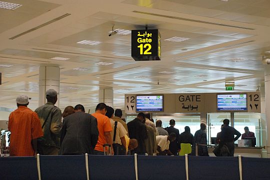 2010年5月7日　カタール、ドーハ国際空港にて
